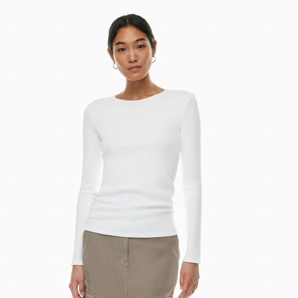 Wilfred Free Theta Top